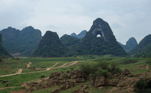 Mat Than Mountain: The 300-Million-Year-Old "God's Eye" of Cao Bang