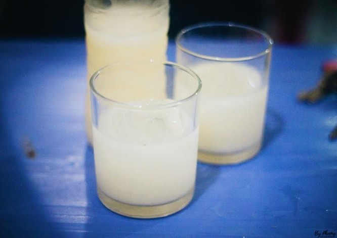 Sticky rice wine