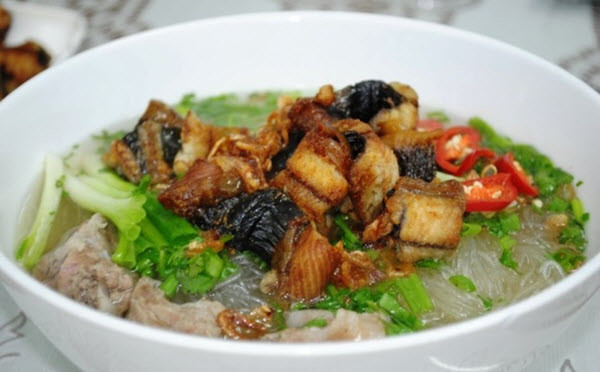 Delicious food in Ninh Binh-Eel noodles