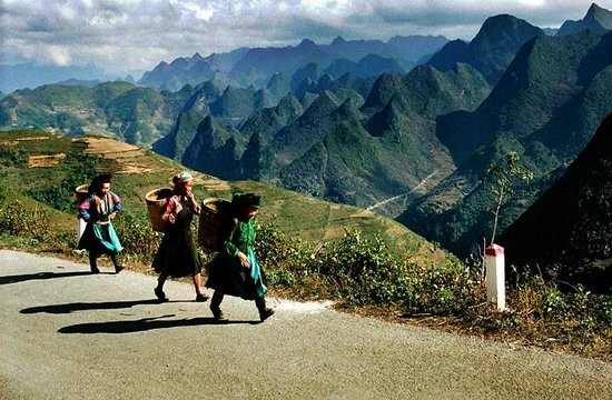 Ha Giang trekking road