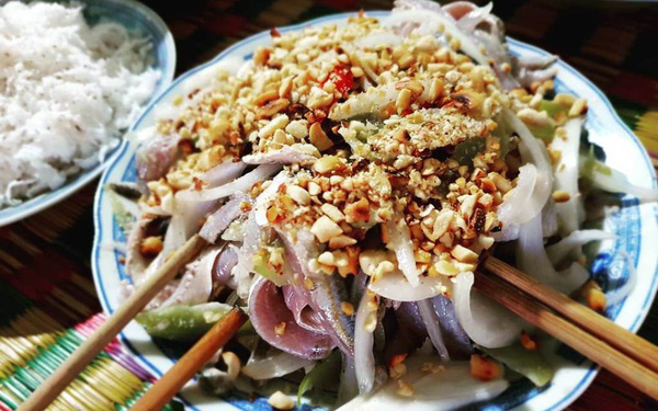 Nam O Da Nang fish salad - Da Nang specialties