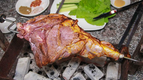 Grilled lamb thighs - Nhat Thuy Phong Da Nang