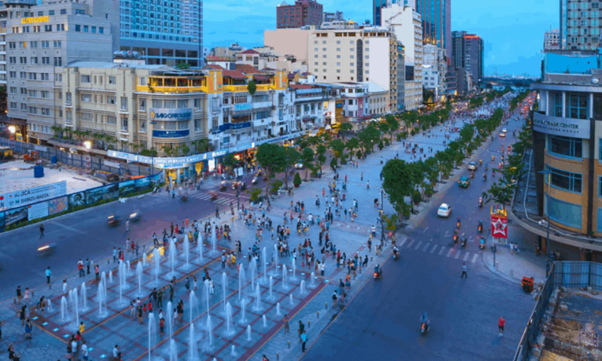 Nguyen Hue Pedestrian Street is also among the top attractions in Ho Chi Minh City
