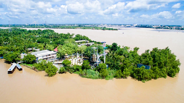 The view of Con Phung from above