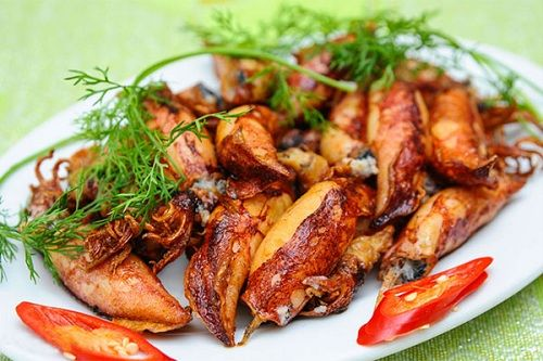 Phu Quoc Food -Grilled squid ( Mực Nướng)