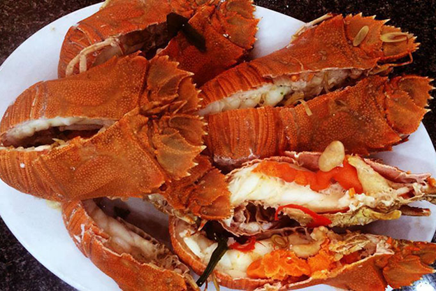 Phu Quoc Food -Slipper lobster (Tôm mũ ni)